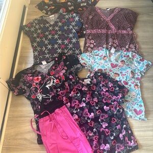 Bundle 7 pieces womens scrub medical nursing pants tops cute prints medium